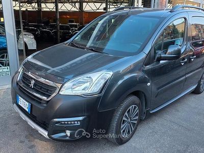 Usata Peugeot TePee Active 120 CV (88 kW) 2016 Monovolume