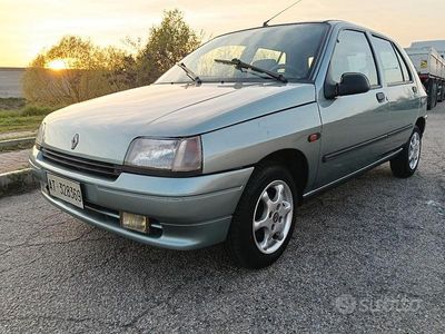 Usata Renault Clio 58 CV (42 kW) 1992 Utilitaria