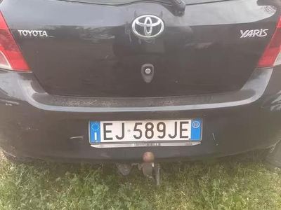 Usata Toyota Yaris 2011 Nero Utilitaria
