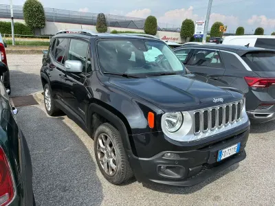 Usata Jeep Renegade Limited 140 CV (102 kW) 2016 SUV