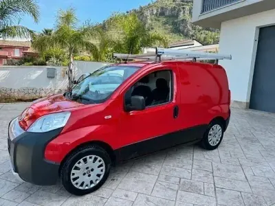 Usata Fiat Fiorino 95 CV (69 kW) 2017 Rosso Monovolume
