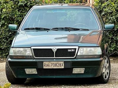 Usata Lancia Thema 181 CV (133 kW) 1990 Blu/azzurro Station wagon