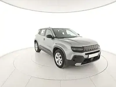 Usata Jeep Avenger Altitude 101 CV (74 kW) 2024 Nero SUV