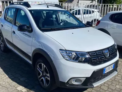 Usata Dacia Sandero Anniversary 101 CV (74 kW) 2020 Bianco Berlina