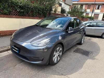 Usata Tesla Model Y 250 kW (340 CV) 2022 Grigio SUV