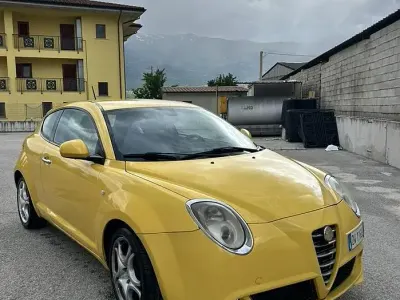 Usata Alfa Romeo MiTo 90 CV (66 kW) 2009 Giallo Utilitaria