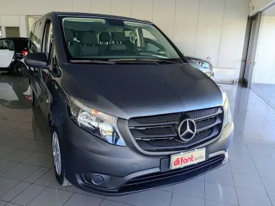 Usata Mercedes Vito 136 CV (100 kW) 2016 Grigio Furgone