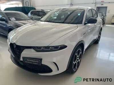 Nuova Alfa Romeo Tonale Veloce 160 CV (117 kW) 2025 Bianco alfa SUV