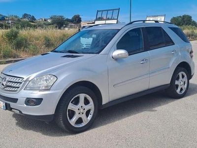 Mercedes ML320