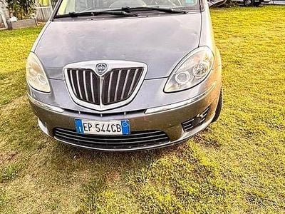 Usata Lancia Musa 77 CV (56 kW) 2013 Grigio Monovolume