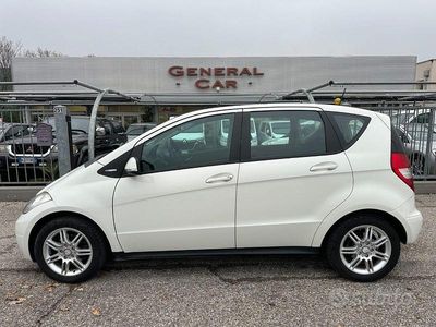 Bianco Usata 2011 Mercedes A160 Executive Berlina | 4000 € (Cara)