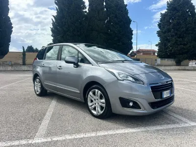 Usata Peugeot 5008