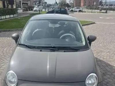 Usata Fiat 500 Lounge 69 CV (50 kW) 2010 Marrone Utilitaria