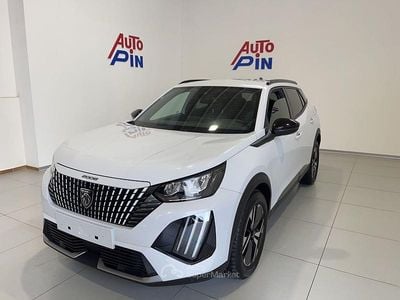 Usata Peugeot 2008 Allure 102 CV (75 kW) 2024 Bianco SUV