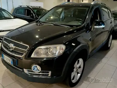 Usata Chevrolet Captiva 150 CV (110 kW) 2011 Nero SUV