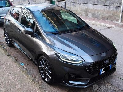 Grigio Usata 2022 Ford Fiesta ST-Line Utilitaria | 14.900 € (Buon prezzo)