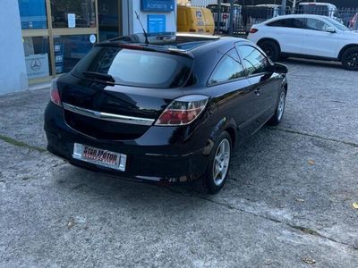 Usata Opel Astra 200 CV (147 kW) 2005 Nero Coupé