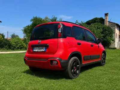Usata Fiat Panda Cross Cross 69 CV (50 kW) 2019 Rosso Utilitaria