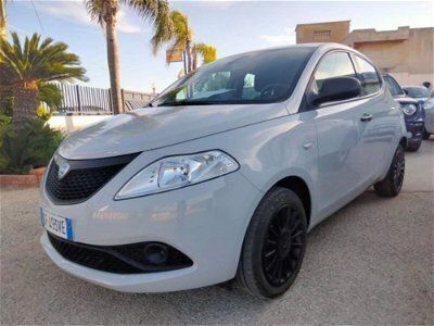 usata Lancia Ypsilon 3ª serie 1.0 FireFly 5 porte S&S Hybrid Ecochic Gold