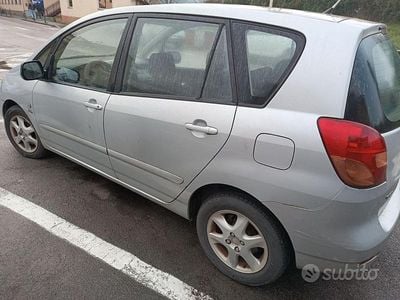 Gebraucht Toyota Corolla Verso 116 PS (85 kW) 2003 Van / Kleinbus
