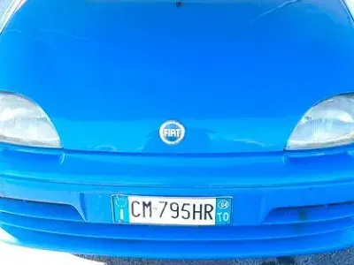 Usata Fiat 1100 54 CV (39 kW) 2004 Berlina