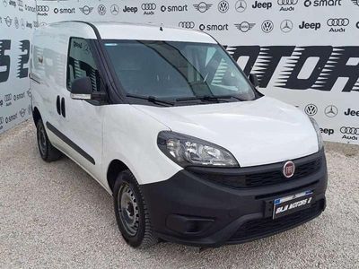 Usata Fiat Doblò 95 CV (69 kW) 2021 Bianco Monovolume