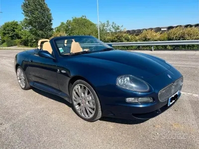Usata Maserati GranSport 401 CV (294 kW) 2006 Blu Cabrio