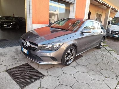 Usata Mercedes CLA180 108 CV (79 kW) 2017 Grigio Berlina