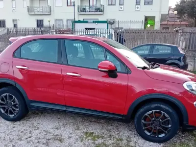 Usata Fiat 500X Lounge 95 CV (69 kW) 2016 Rosso SUV