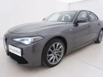 Używany Alfa Romeo Giulia 209 KM (153 kW) 2023 Szary Sedan/Limuzyna