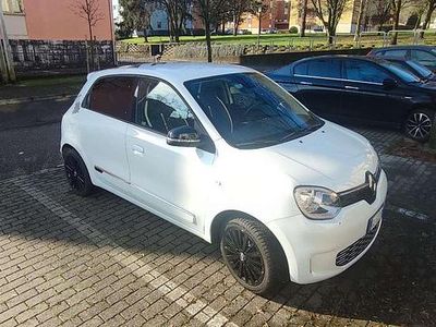 Usata Renault Twingo Urban Night 30 kW (42 CV) 2022 Utilitaria