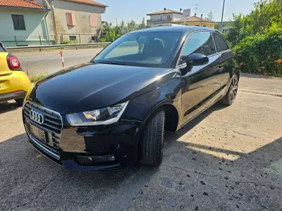 Usata Audi A1 Ambiente 82 CV (60 kW) 2016 Nero Utilitaria