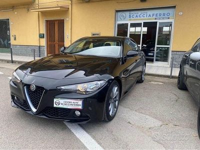 Usata Alfa Romeo Giulia 150 CV (110 kW) 2017 Nero Berlina