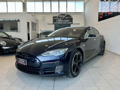Usata Tesla Model S 69 kW (94 CV) 2014 Blu Utilitaria