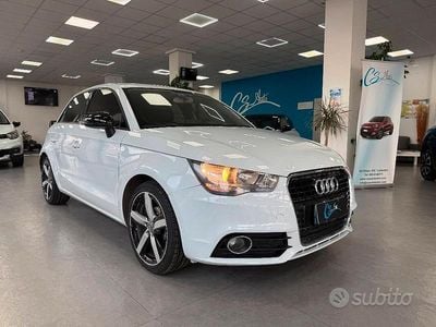 Usata Audi A1 Ambition 90 CV (66 kW) 2012 Bianco Utilitaria