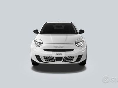 Nuova Fiat 600 100 CV (73 kW) 2025 SUV