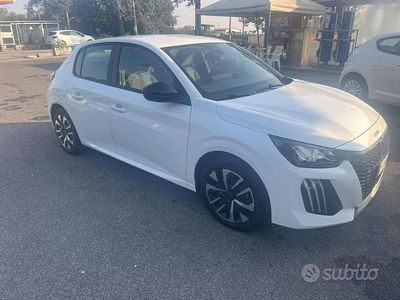 Begagnad Peugeot 208 75 HK (55 kW) 2025 Halvkombi