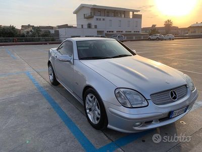 Usata Mercedes SLK200 192 CV (141 kW) 2001 Grigio Cabrio
