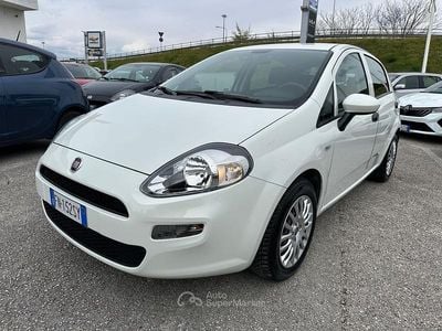 Usata Fiat Punto Street 97 CV (71 kW) 2018 Bianco Utilitaria
