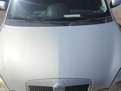 Usata Lancia Ypsilon 77 CV (56 kW) 2009 Grigio Utilitaria