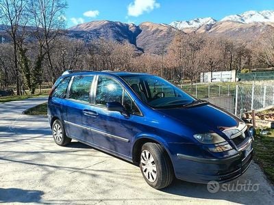 Käytetty Fiat Ulysse 109 HP (80 kW) 2006 Sininen Tila-auto