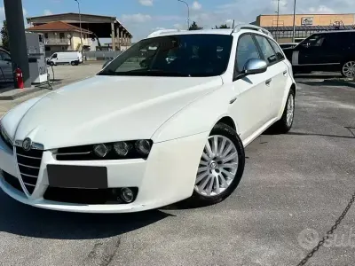 Usata Alfa Romeo 159 136 CV (100 kW) 2012 Bianco Station wagon