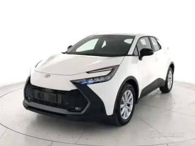 Nuova Toyota C-HR Active 98 CV (72 kW) 2026 Bianco SUV