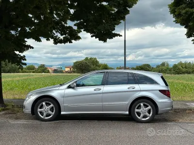 Usata Mercedes 320 224 CV (164 kW) 2007 Grigio SUV