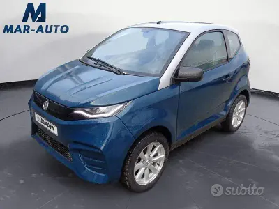 Nuova Aixam City 2026 Blu Berlina