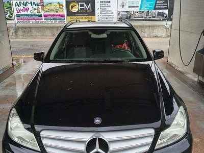 Begagnad Mercedes C180 120 HK (88 kW) 2014 Svart Kombi