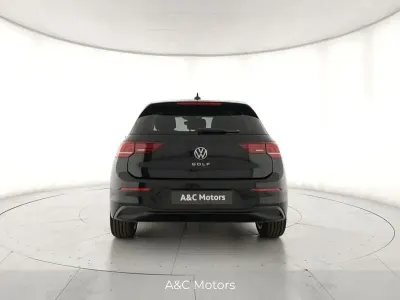 Nuova VW Golf VIII Life 116 CV (85 kW) 2026 Nero Utilitaria