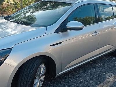 Usata Renault Mégane GrandTour 110 CV (80 kW) 2018 Grigio Station wagon