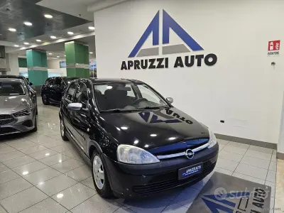 Usata Opel Corsa Enjoy 75 CV (55 kW) 2003 Berlina