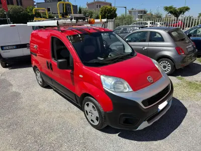 Usata Fiat Fiorino 95 CV (69 kW) 2017 Rosso Monovolume